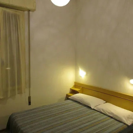 Hotell Ornella *